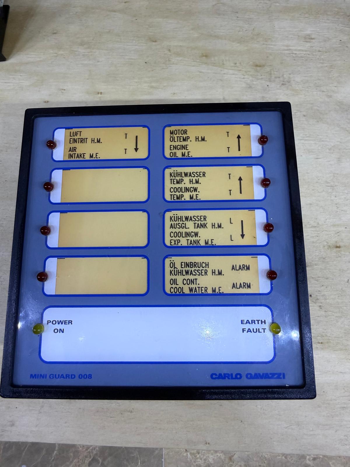 Carlo Gavazzi Mini Guard