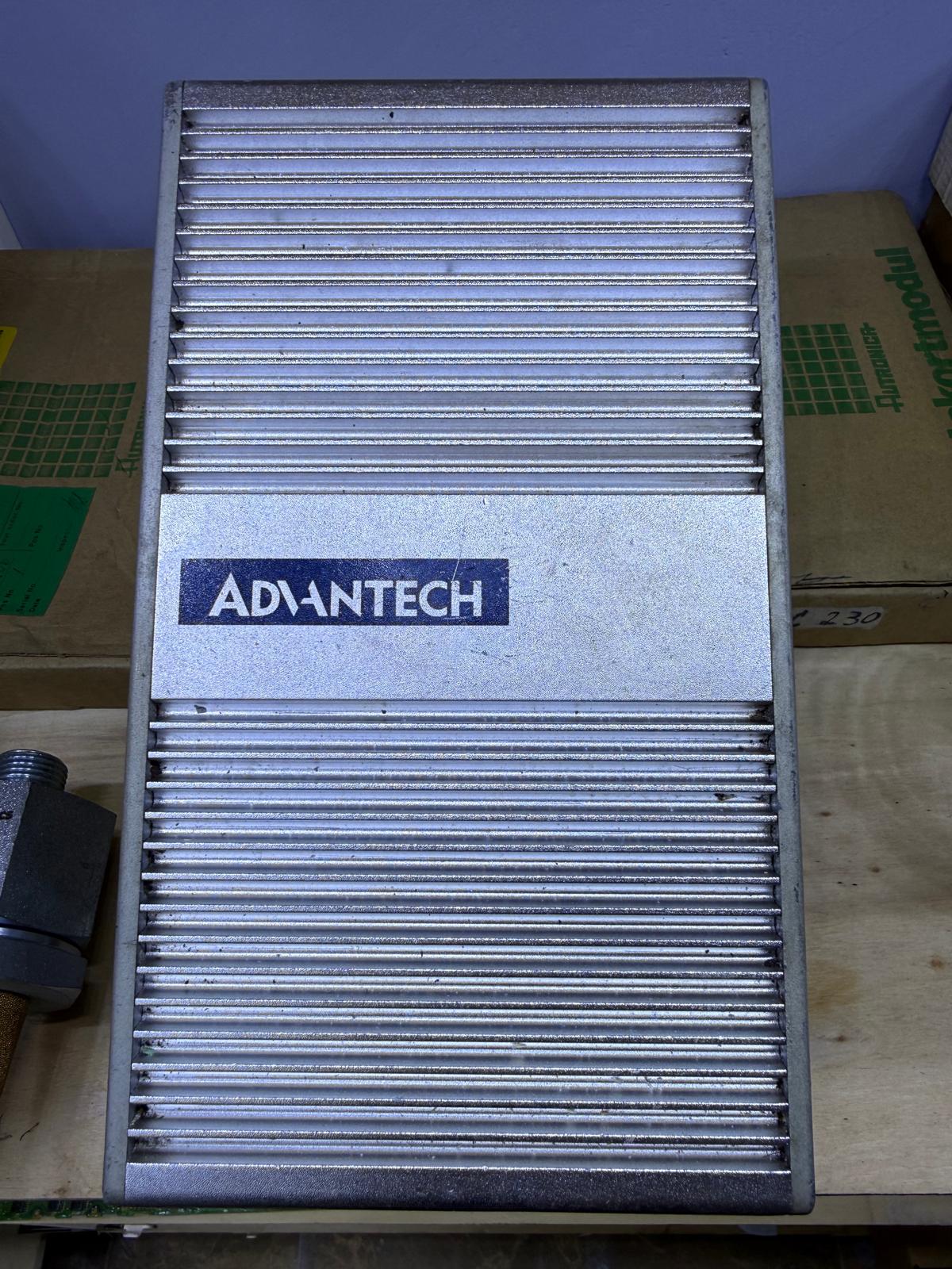 Advantech ARK-3380 Marine Electronic Component