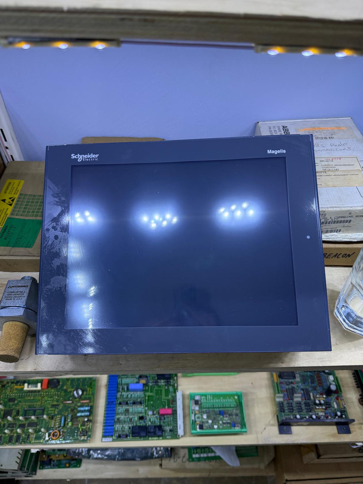 Schneider MAGELIS Touch Panel