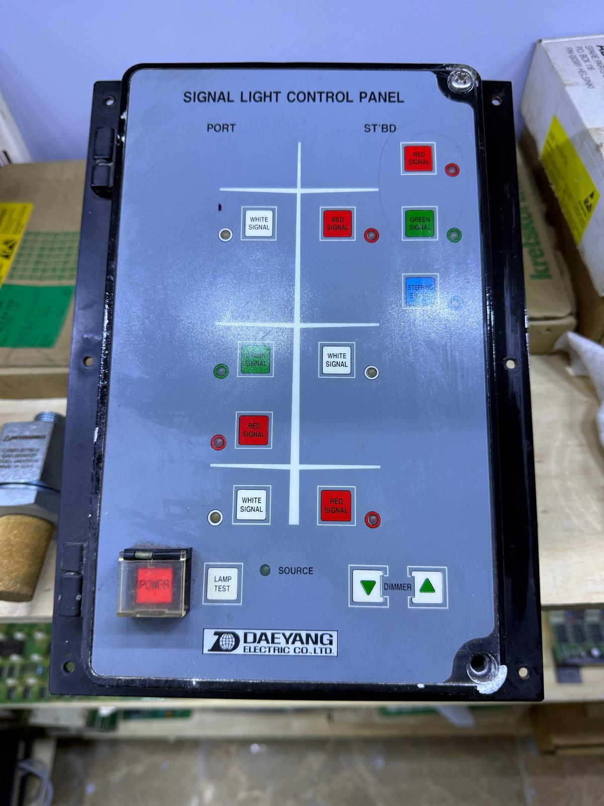 Daeyang Signal Light Control Panel